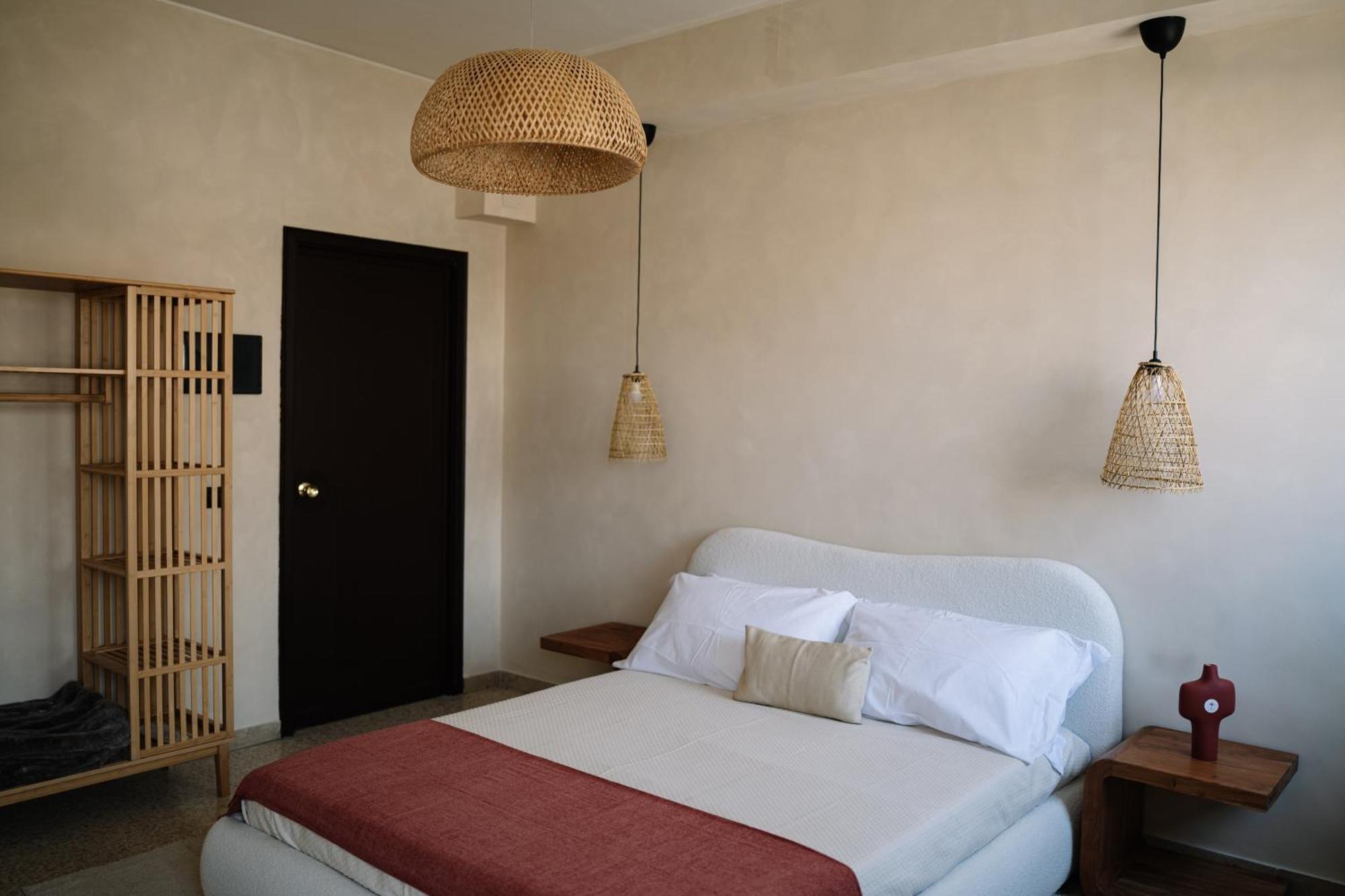 Taga Suites Катания Екстериор снимка