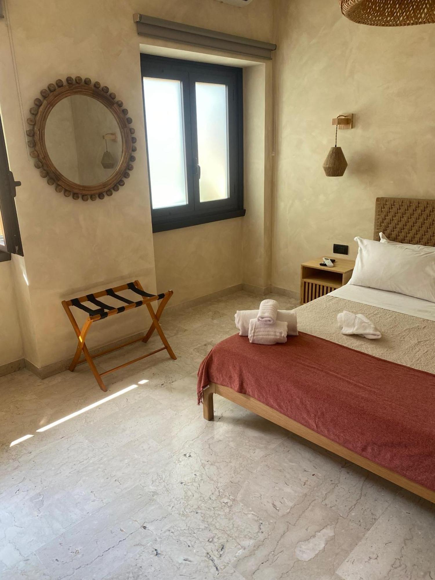 Taga Suites Катания Екстериор снимка